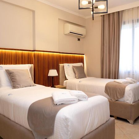Spacious City Paradise - 3Br Apt In The Heart Of Tirana Bagian luar foto