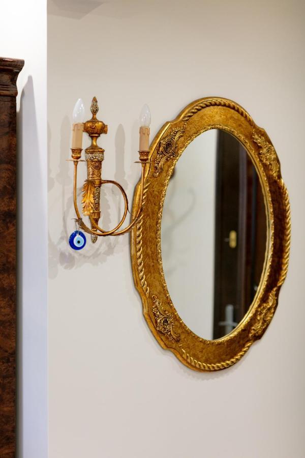 Spacious City Paradise - 3Br Apt In The Heart Of Tirana Bagian luar foto